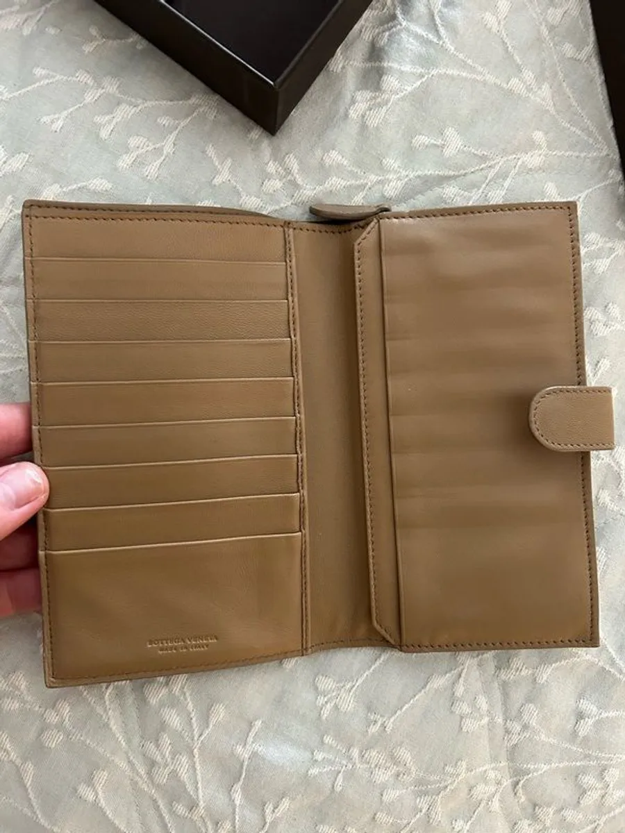 Bottega Veneta Wallet - Image 4
