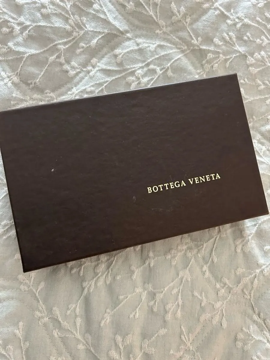 Bottega Veneta Wallet - Image 1