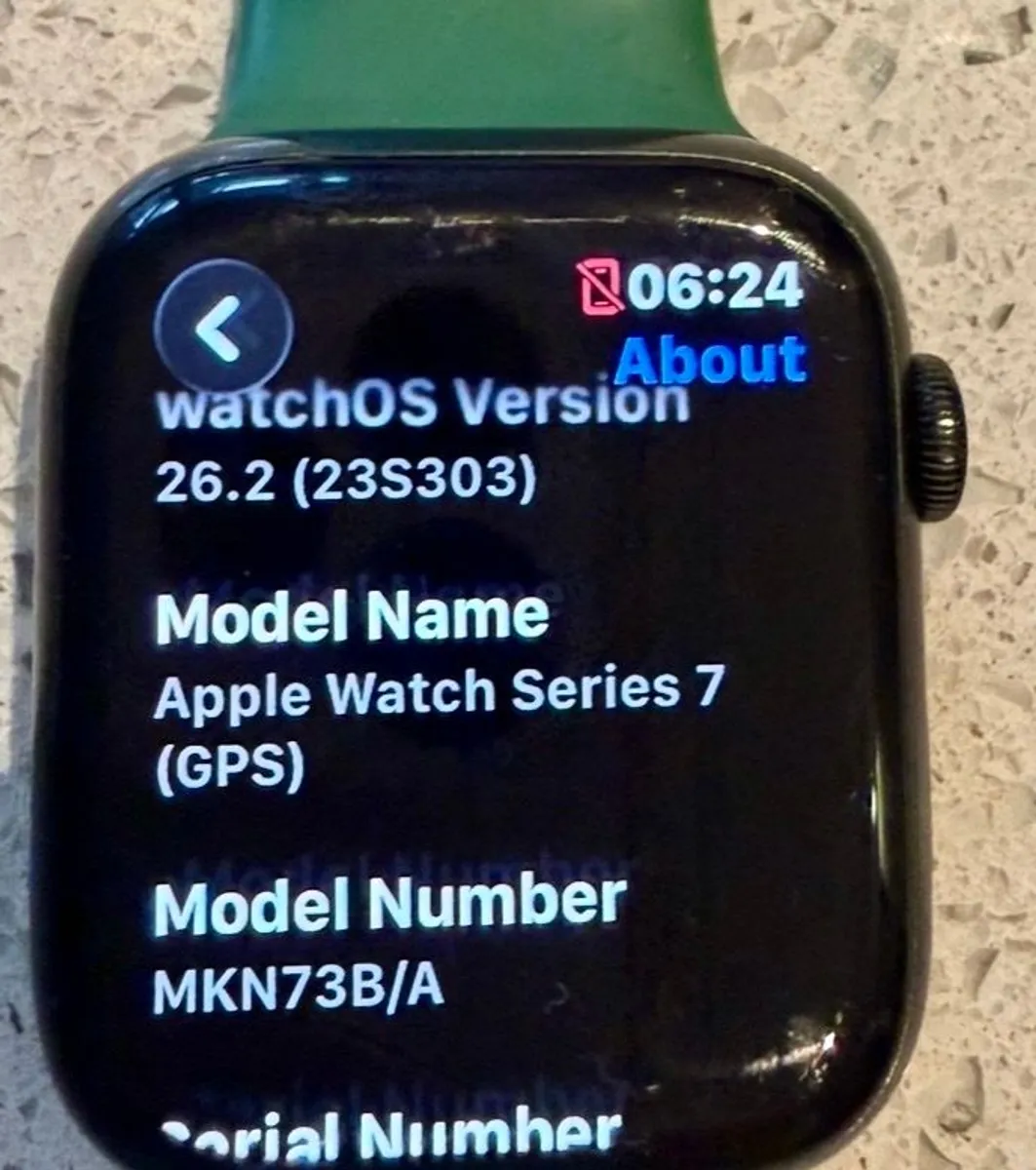 Apple Watch Series 7 Green(45mm GPS & Cellular) iWatch Excellent condition 91% Battery Health - Image 2