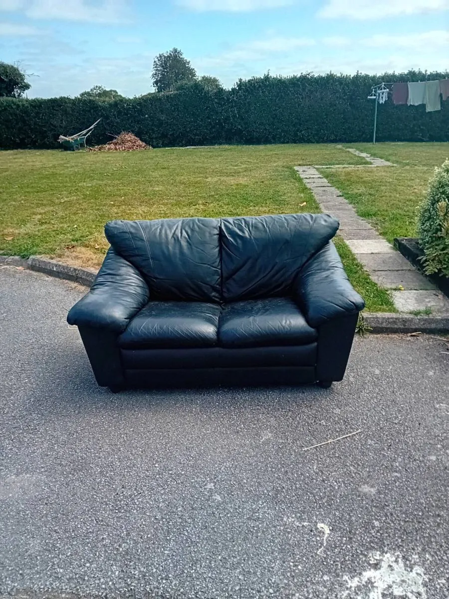 2 seater leather couch