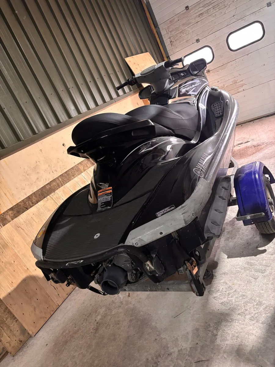 Yamaha fx waverunner jet ski - Image 4