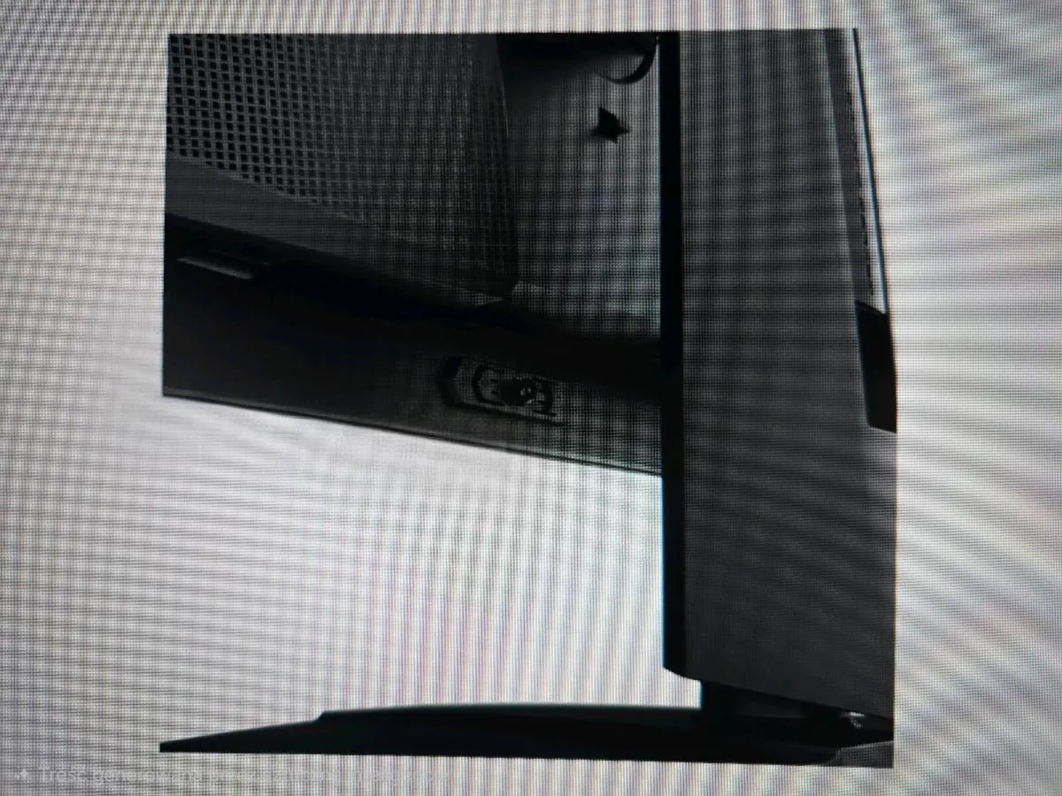 Monitor MSI MAG 321UPX 31.5" QD-OLED 3840X sealed - Image 4
