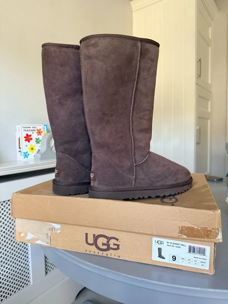 Ugg boots - Image 2