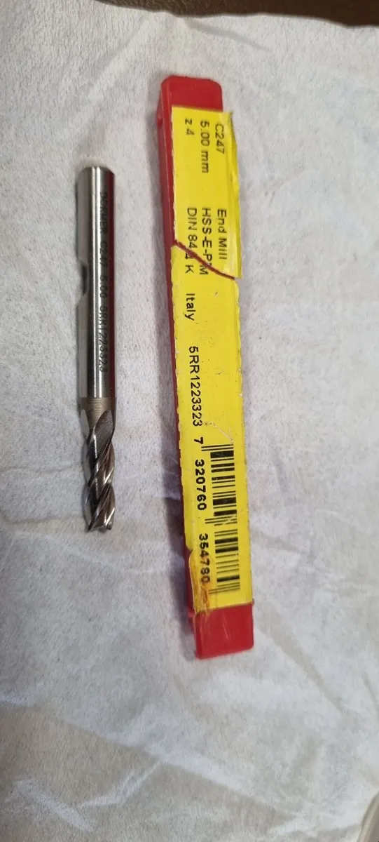 Dormer C247 5.00mm 4 Flute HSS-E-PM End Mill - Image 1