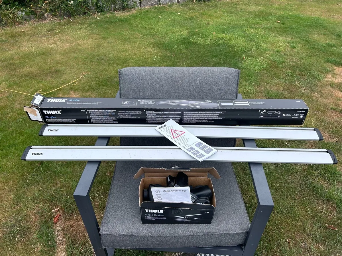 Thule Roof rack system - Image 1