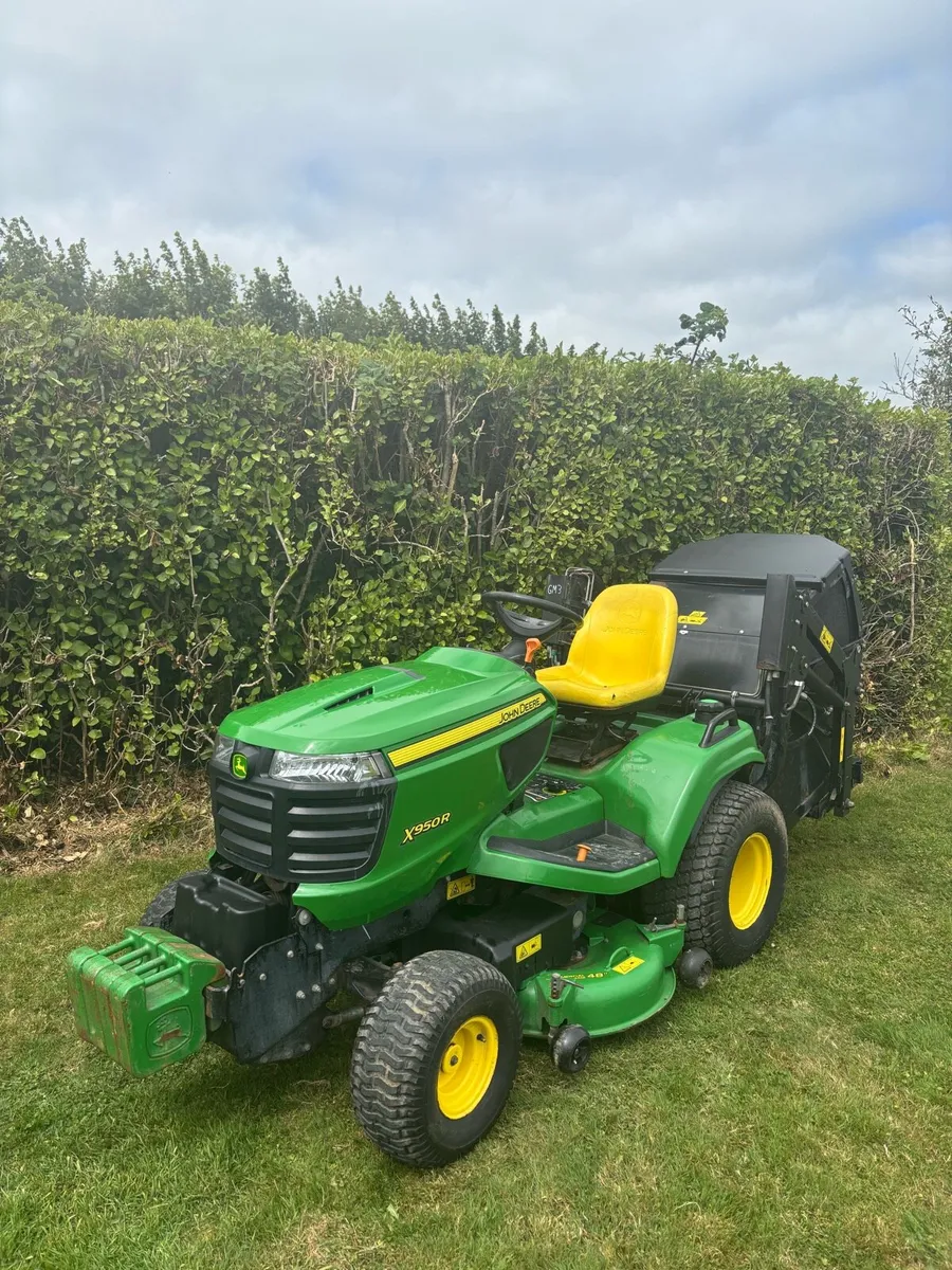 John Deere x950R - Image 1