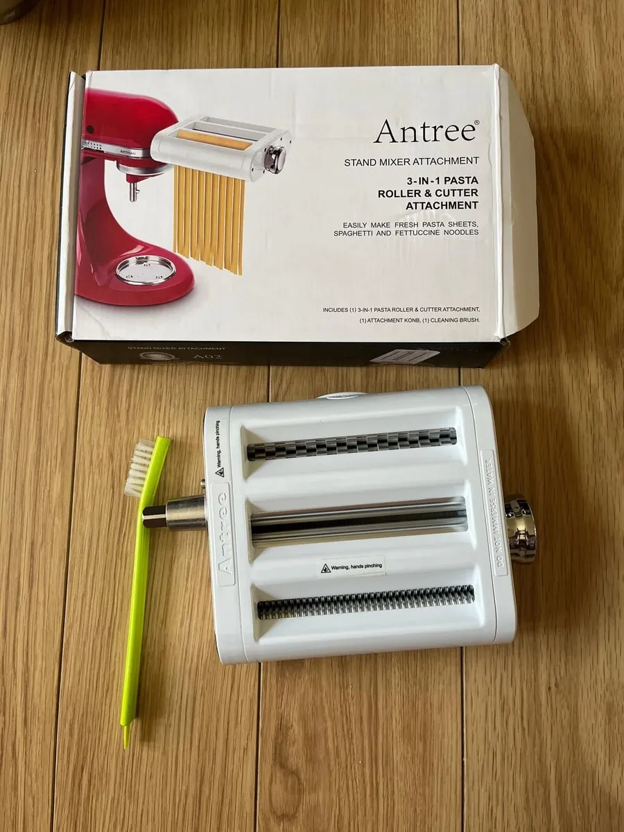KitchenAid Stand Mixer & 3-in-1 Pasta Maker - Image 4