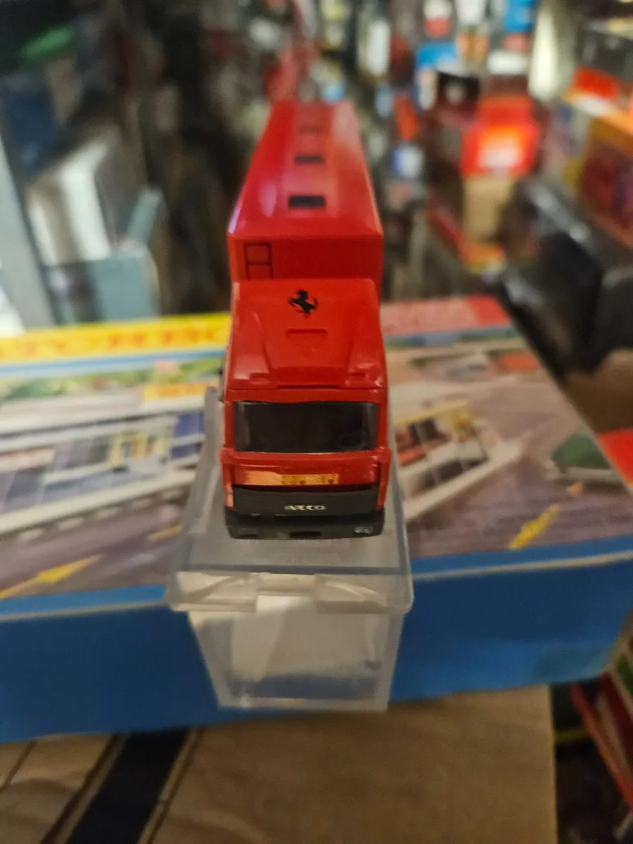 Corgi Old Cars Ferrari Formula 1 Truck - Image 4
