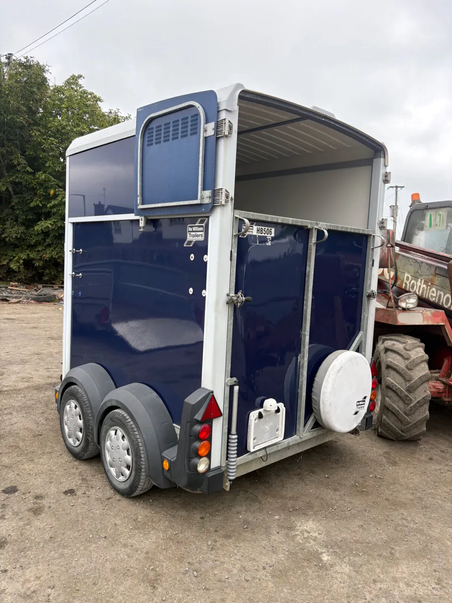 Ifor Williams 506 horsebox - Image 3