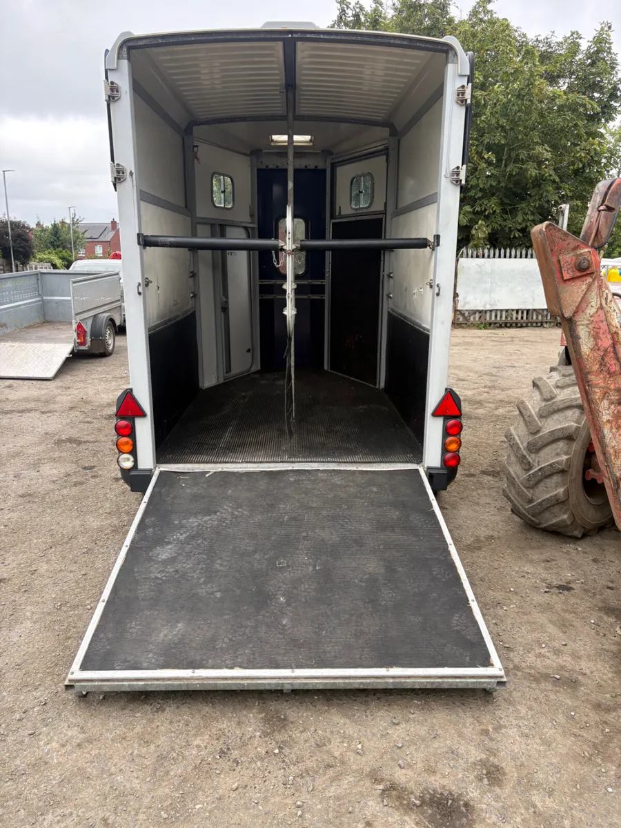 Ifor Williams 506 horsebox - Image 2