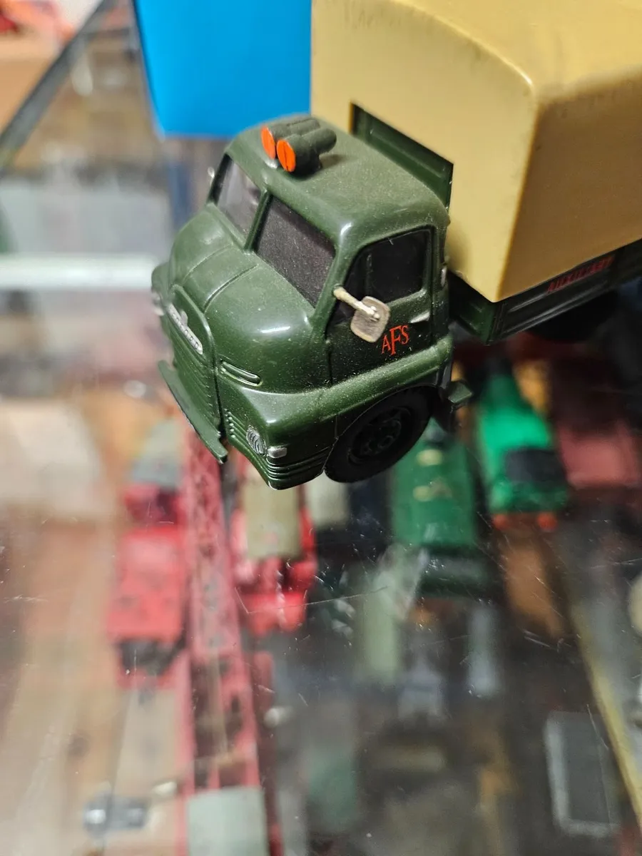Corgi Truck - Image 4