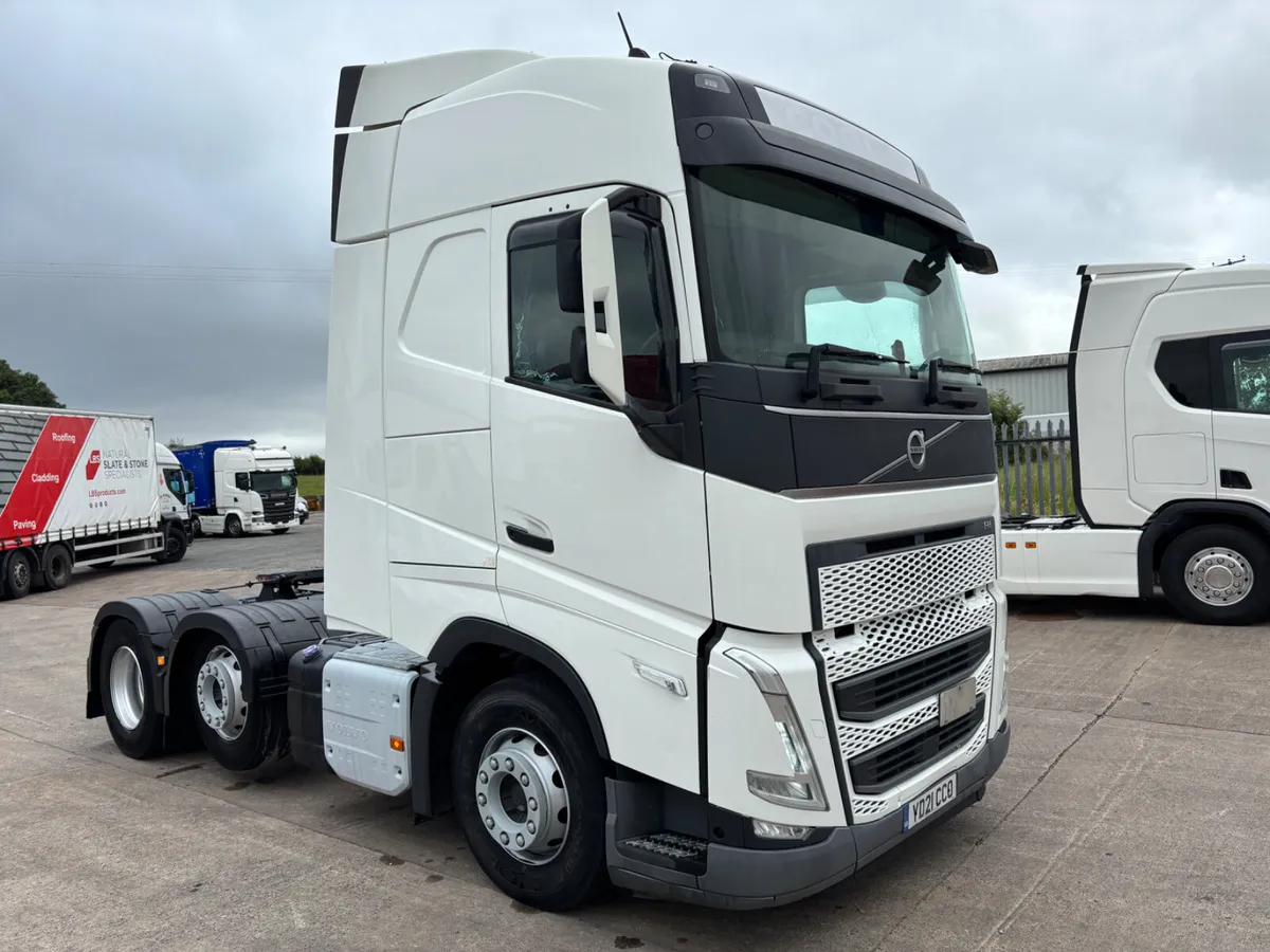 2021 Volvo FH5 Globtrotter 6x2 Midlift 4.1 WB - Image 2