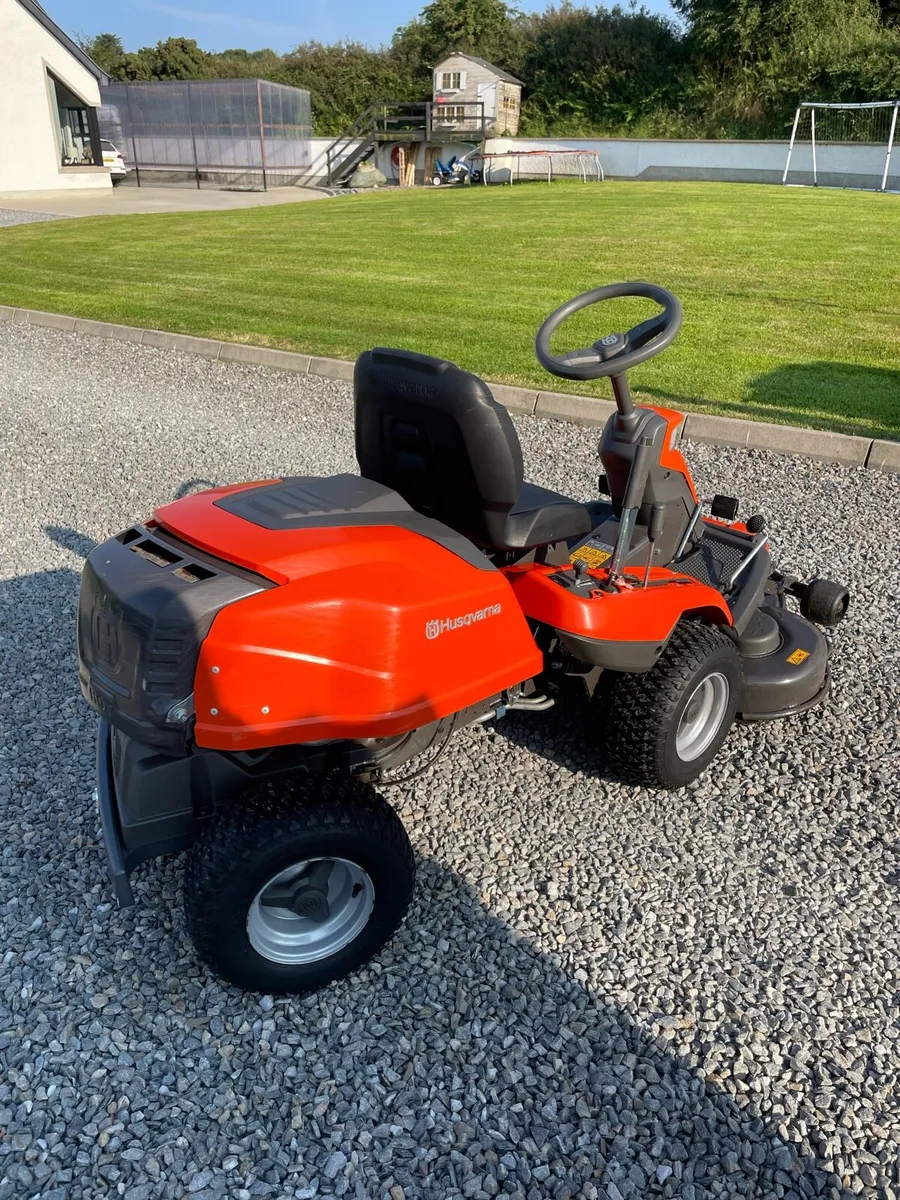 Husqvarna R216T lawnmower - Image 4