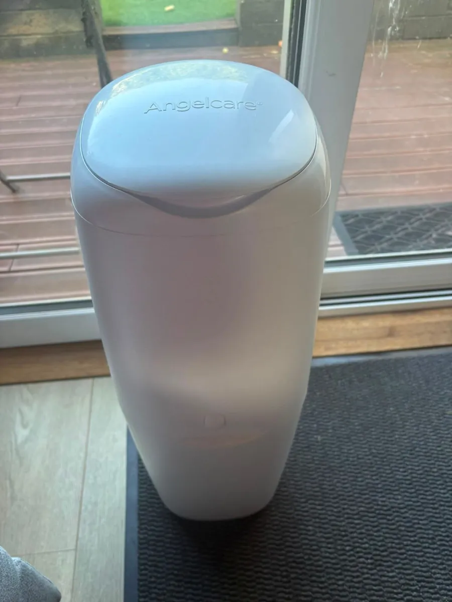 Angel care nappy bin with refils - Image 2