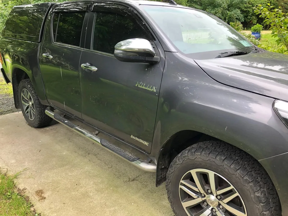 Toyota Hilux 2019 - Image 1