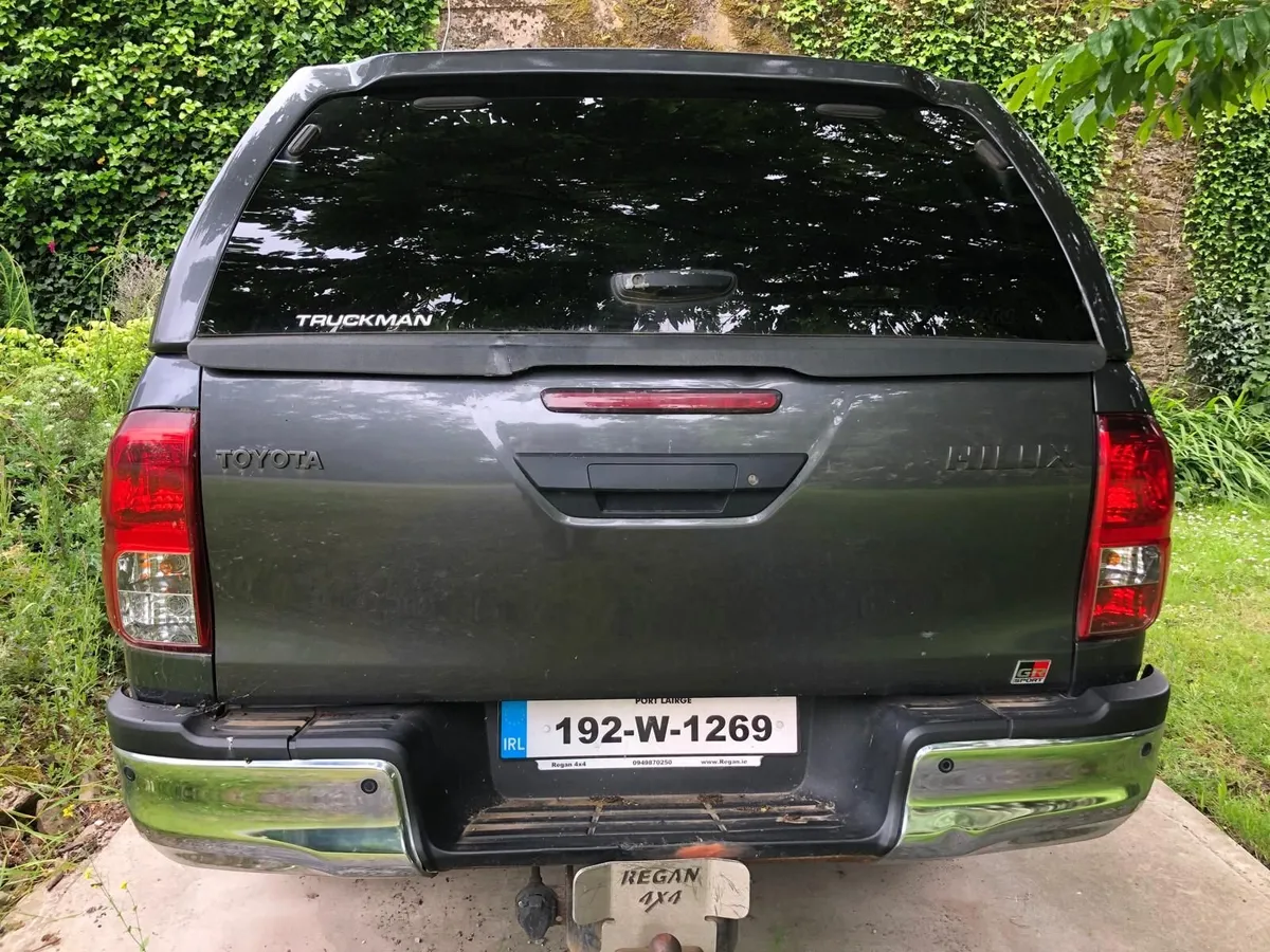 Toyota Hilux 2019 - Image 4