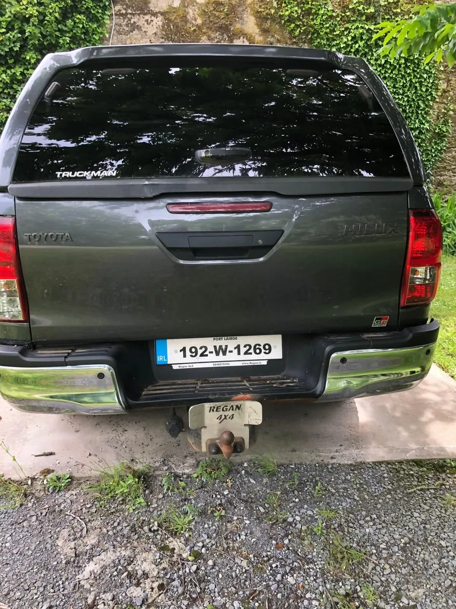 Toyota Hilux 2019 - Image 3