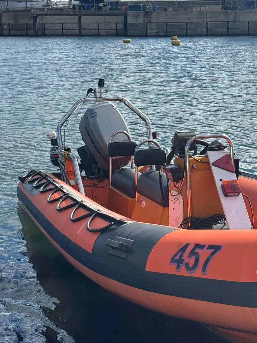 5.5m Humbar Assault. - Image 1