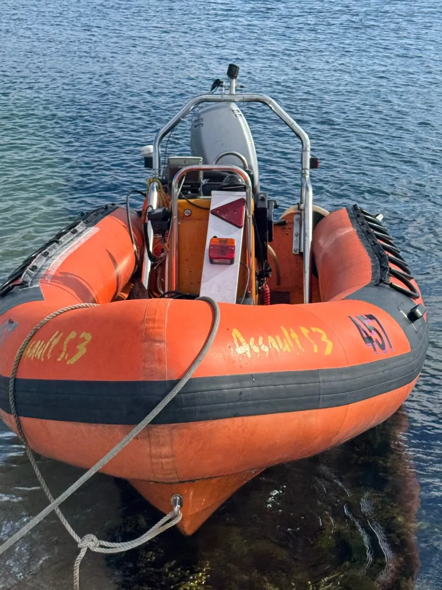 5.5m Humbar Assault. - Image 2