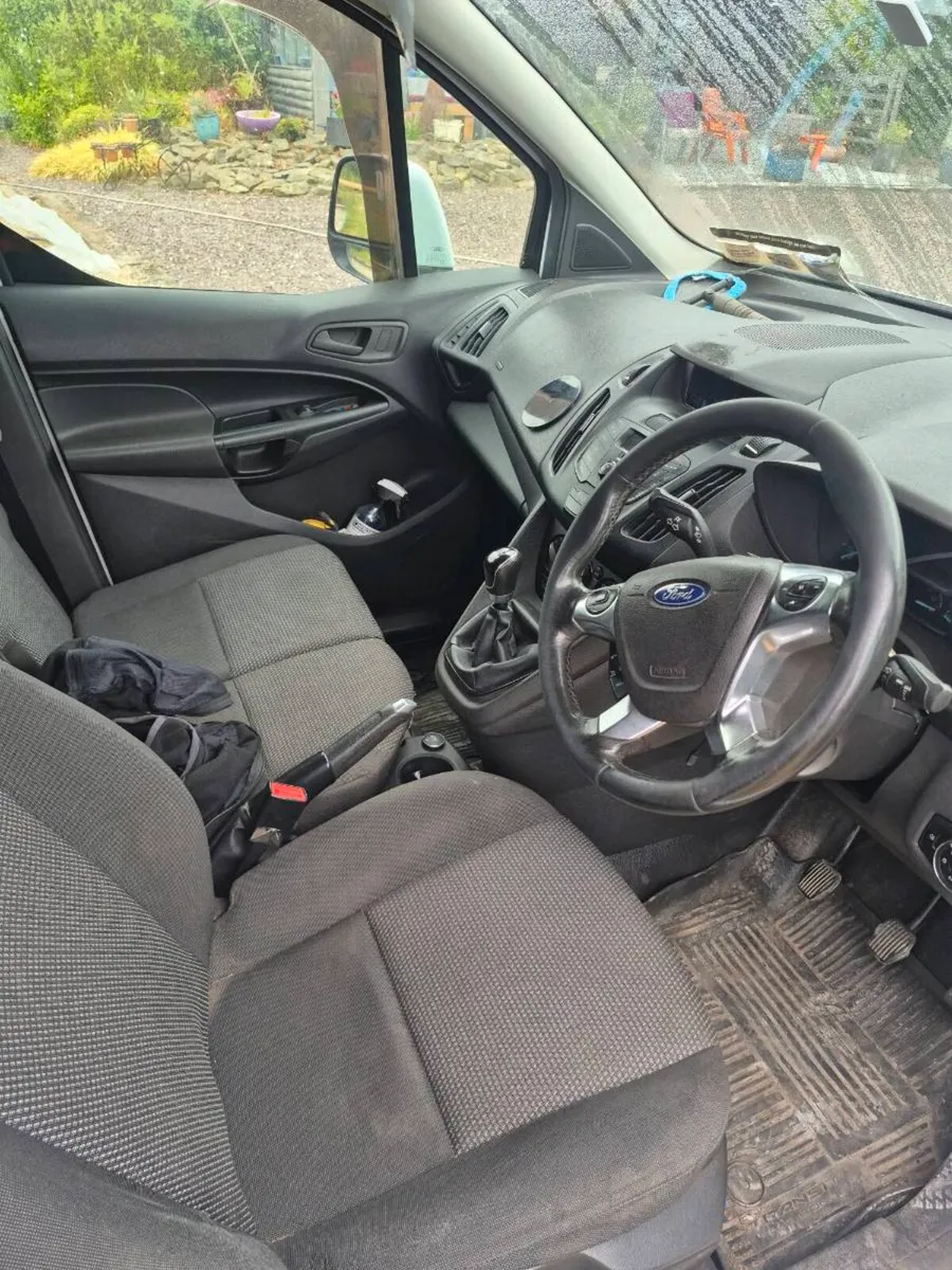 Ford Connect - Image 4