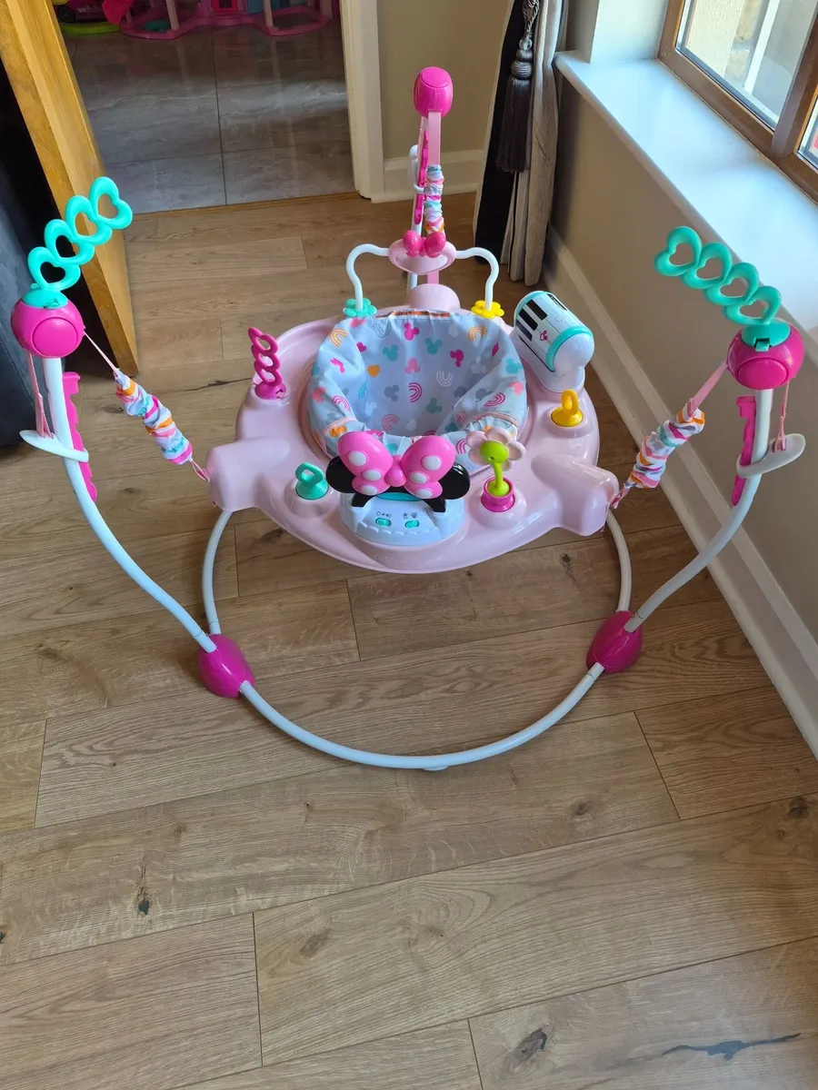 Baby bouncer and jumper - Image 1