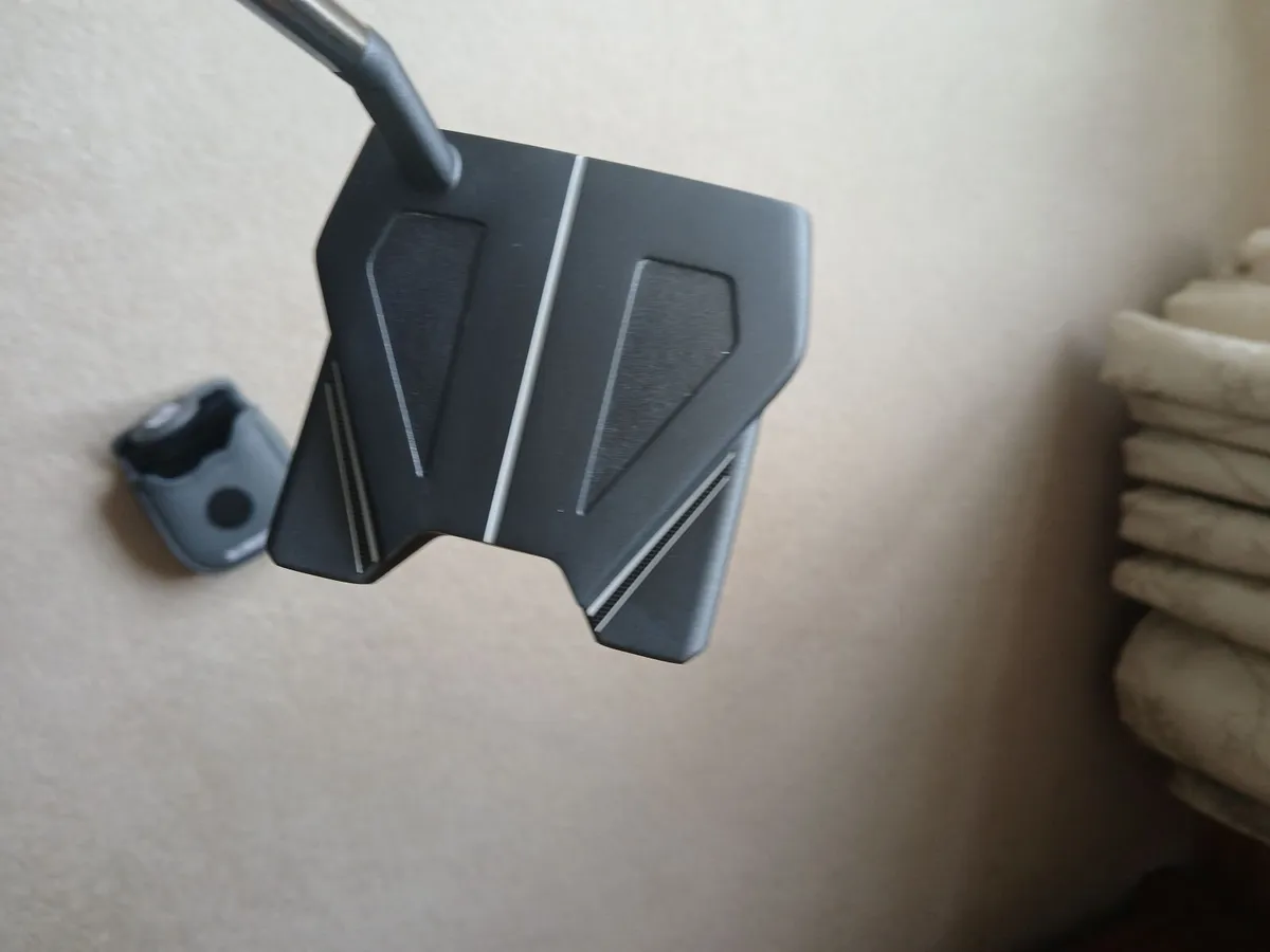 odyssey dfx #10 mallet putter - Image 1
