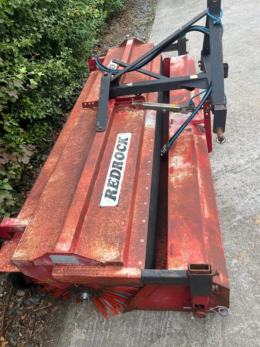 Redrock road sweeper - Image 2