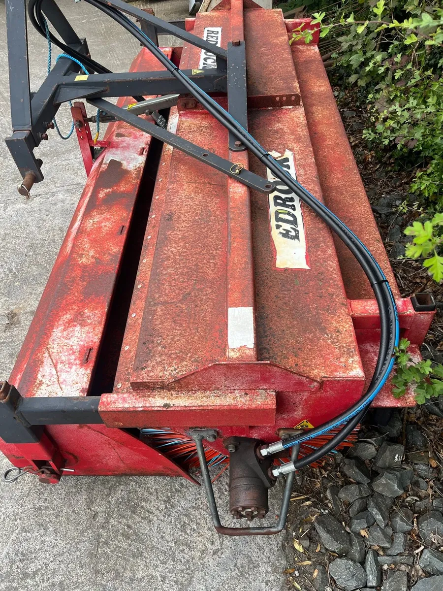Redrock road sweeper - Image 4
