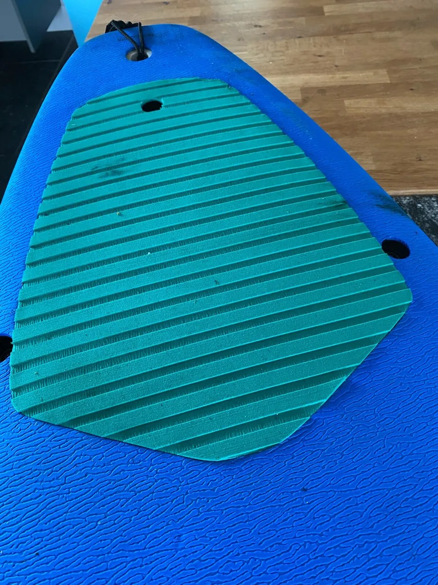 Tiki Surfboard - Image 4