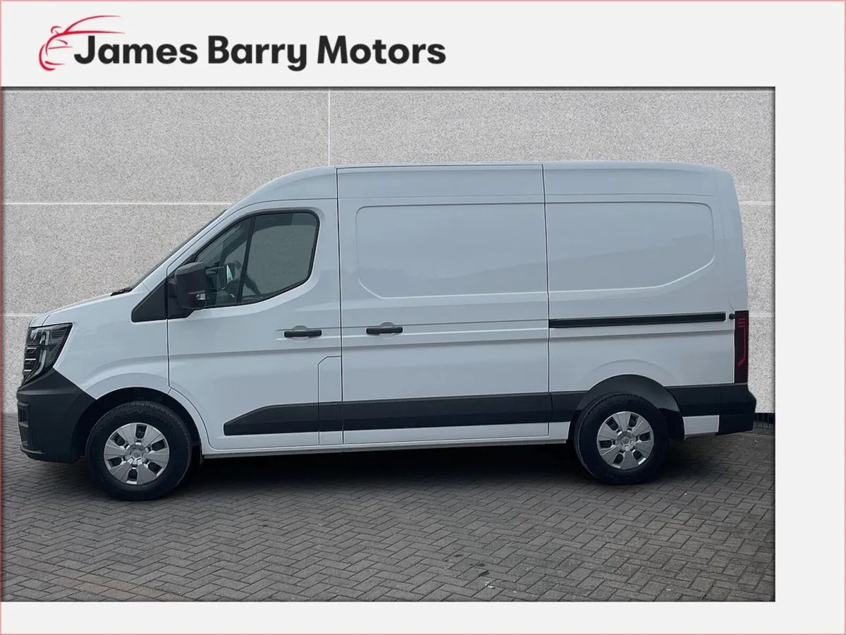 Nissan Interstar INTERSTAR L2H2 FWD 130 SV 2DR - Image 4