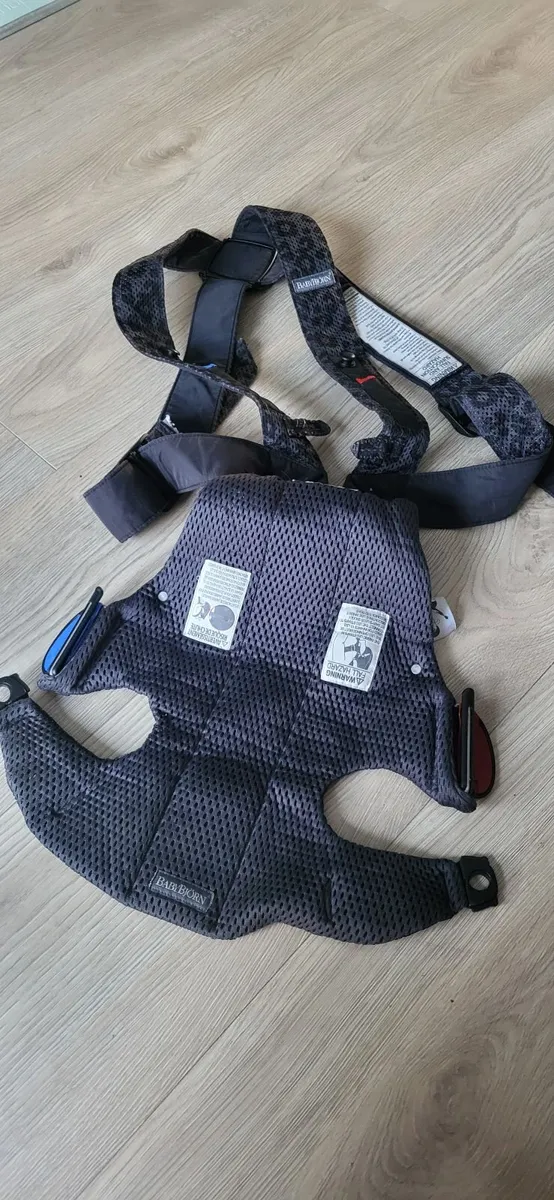 Bjorn Baby Carrier Mini - Image 2