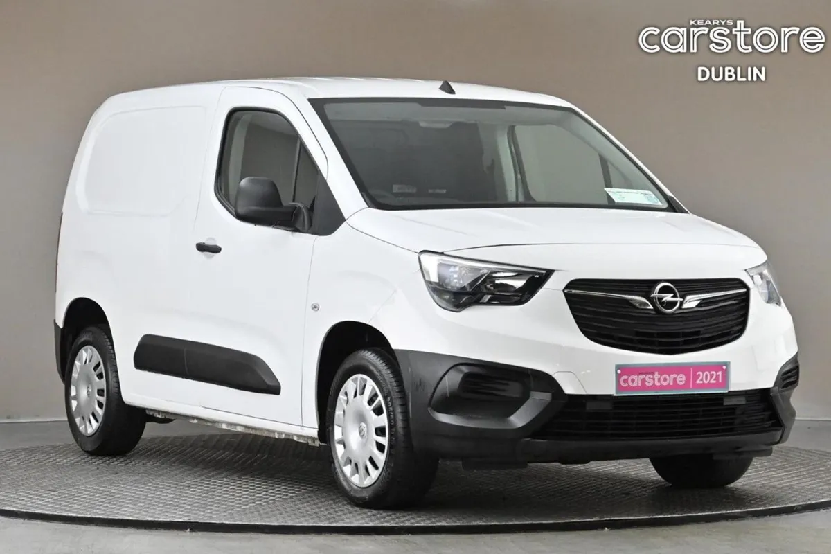 Opel Combo 1.5D 5SPD 75BHP DSL MY21-L1H1 - Image 1