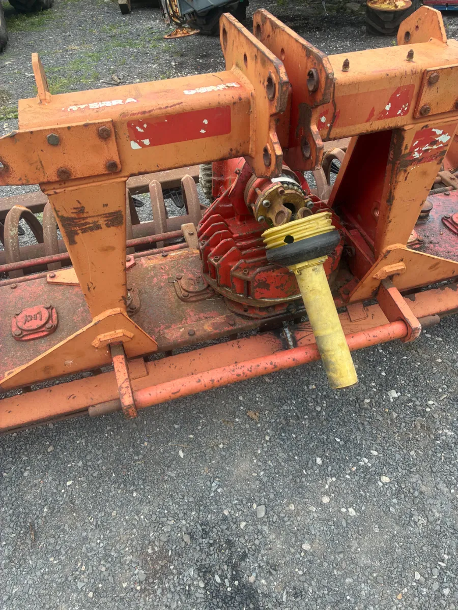 Lely 2.25 m power harrow - Image 1