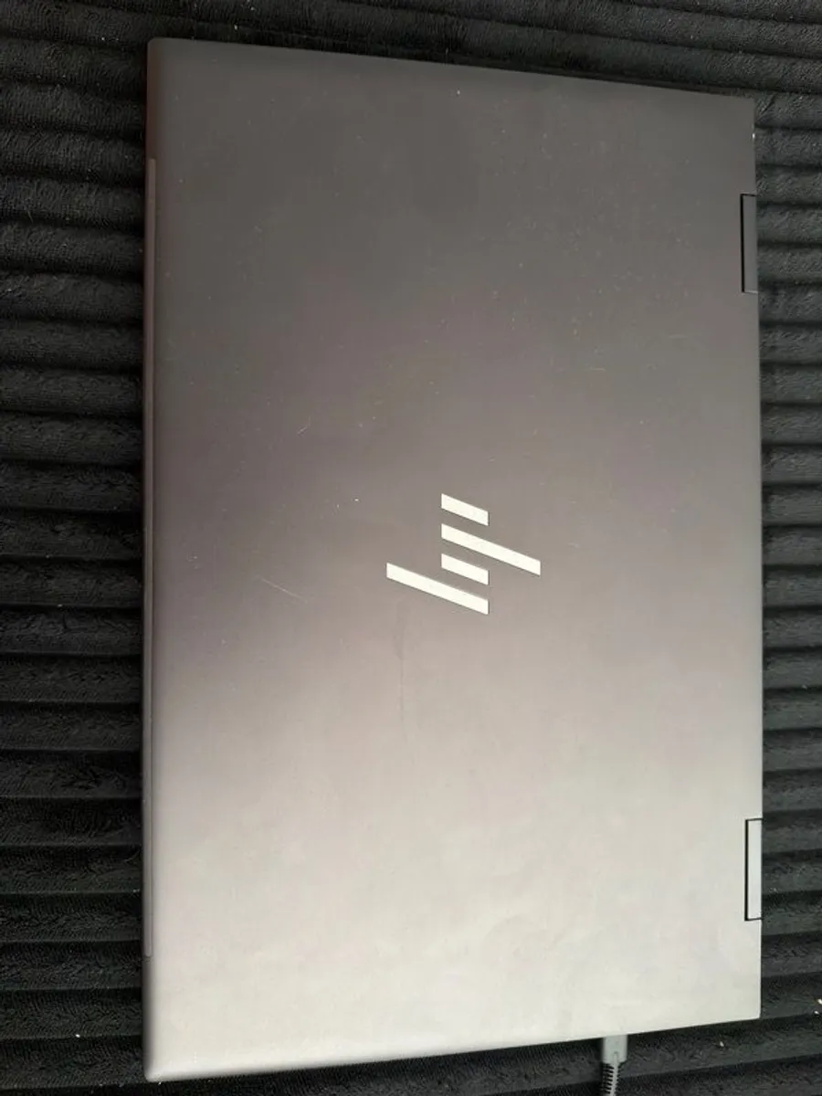 HP ENVY x360 15" 2-in-1 Touchscreen (15-ey0502sa) - Image 2