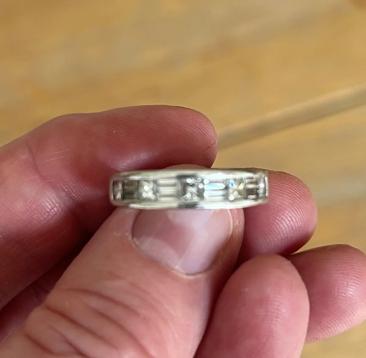 White gold and diamond eternity ring - Image 1