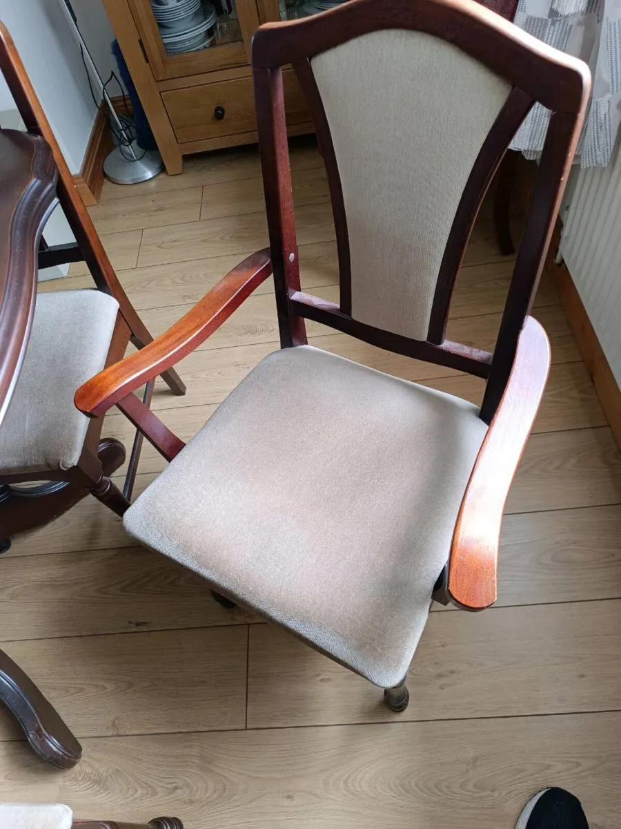 Rossmore Dining room table and chairs - Image 1