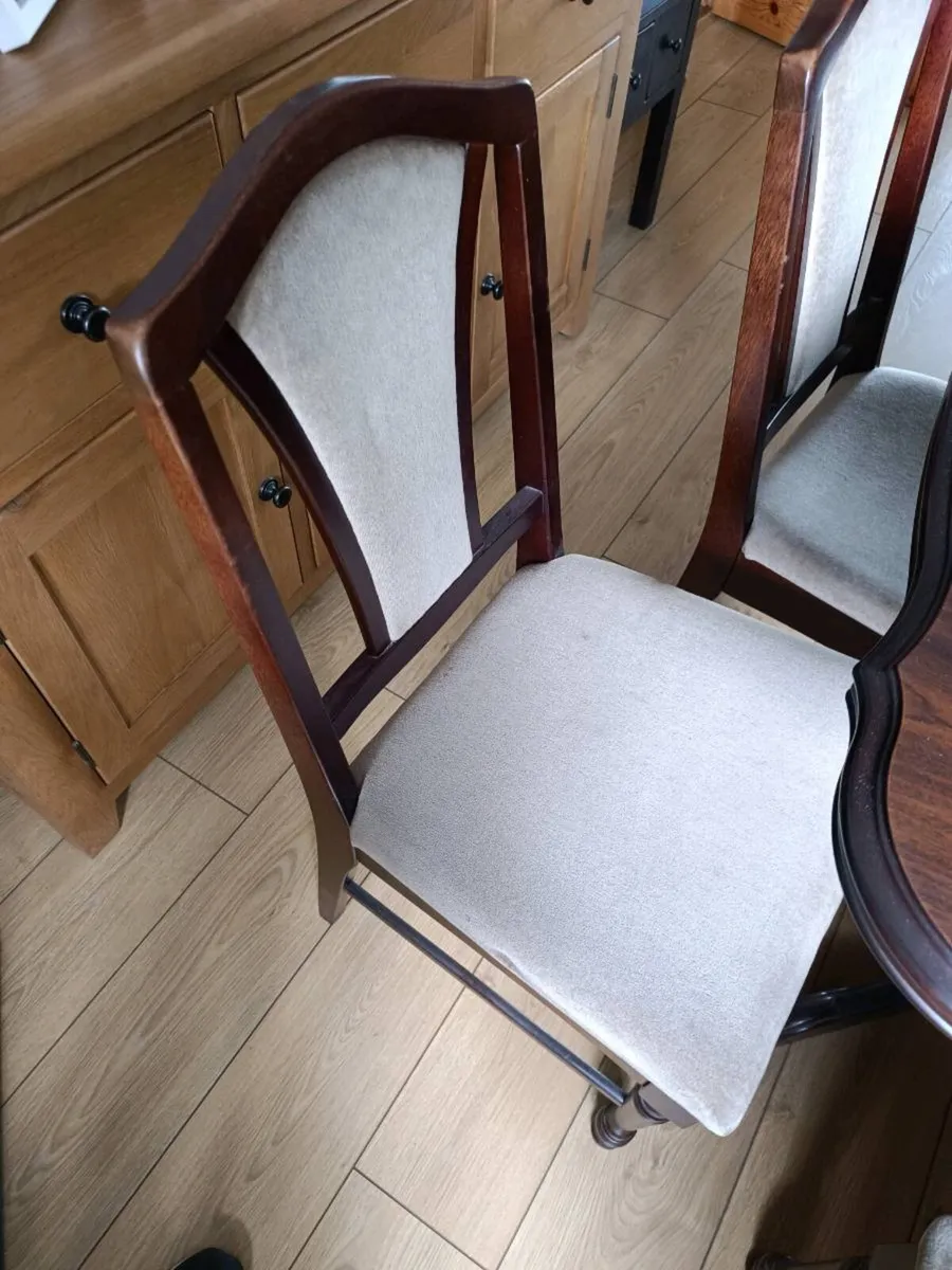 Rossmore Dining room table and chairs - Image 2