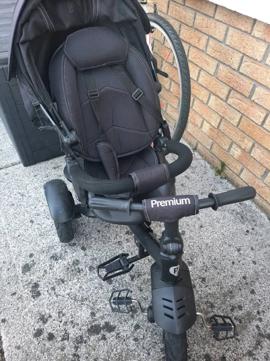 Q play trike 6 in 1 - Image 1