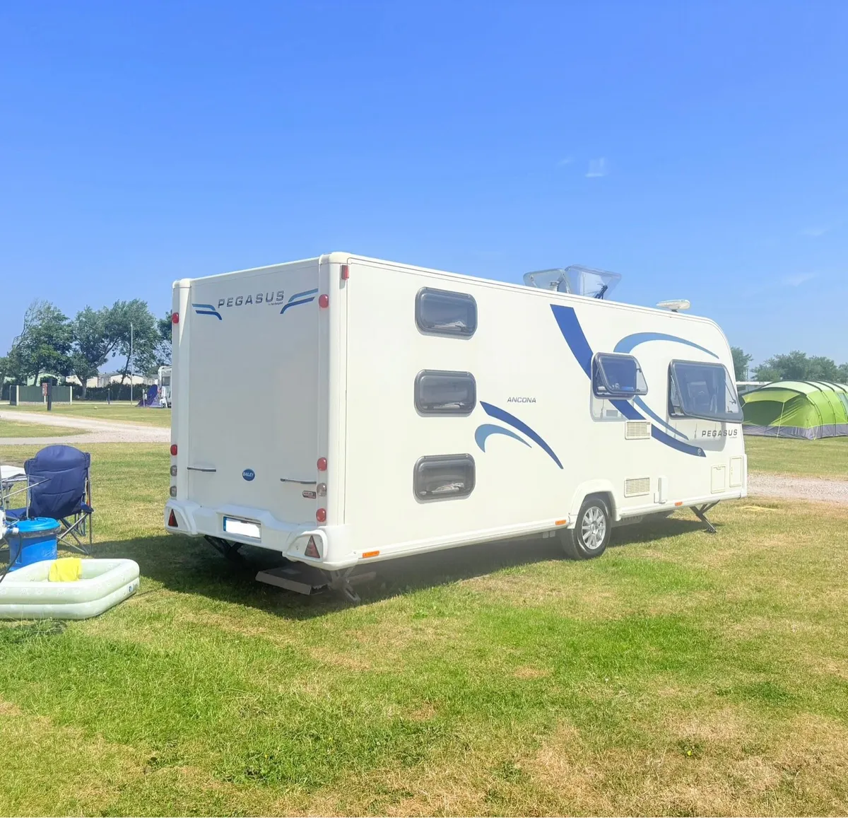 Bailey Pegasus 6/7 berth fixed trible bunkbeds - Image 4