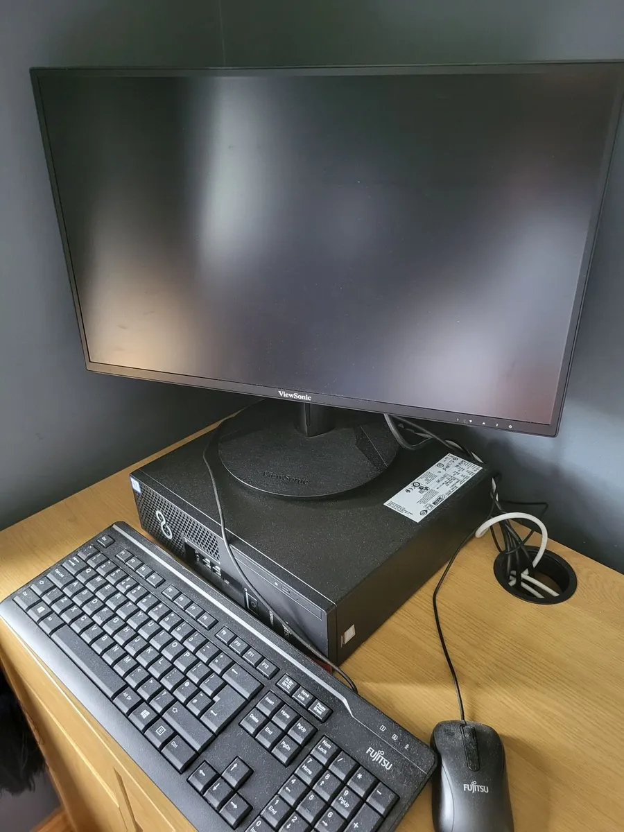Fujitsu PC with Keyboard and Mouse