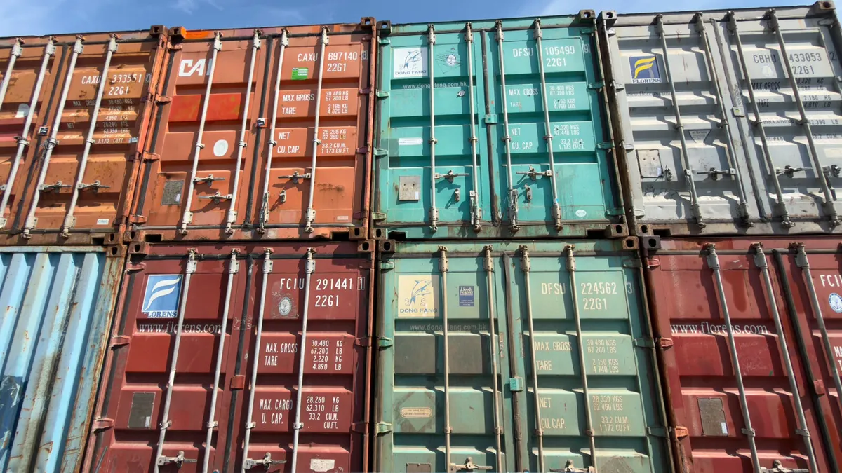 Used 20ft Shipping Containers - Image 2