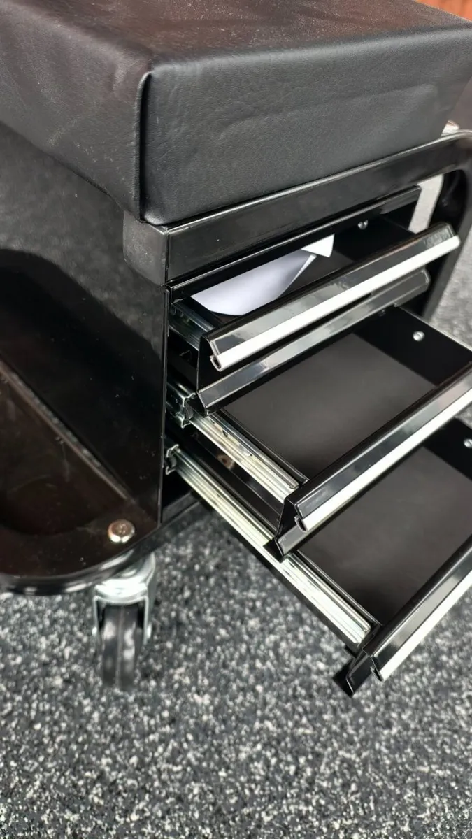 Mounting stool MH-S 3 Unicraft - Image 1