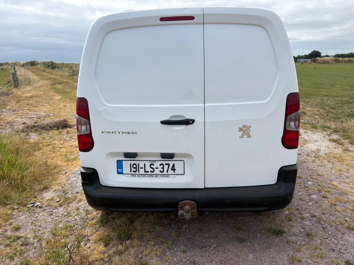 Peugeot Partner 2019Tax & Test - Image 4
