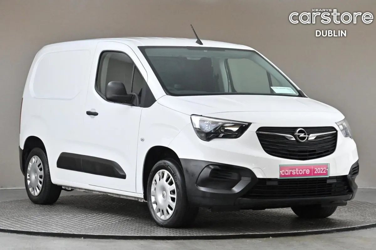 Opel Combo 1.5D 100BHP DSL 6SPD MY22 L1H1 - Image 1
