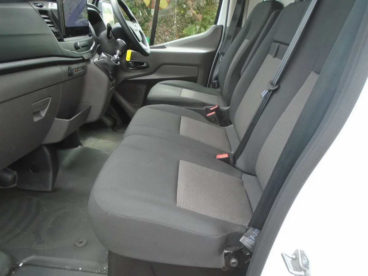2025 Ford Transit 350 LWB HR 130HP - Image 4