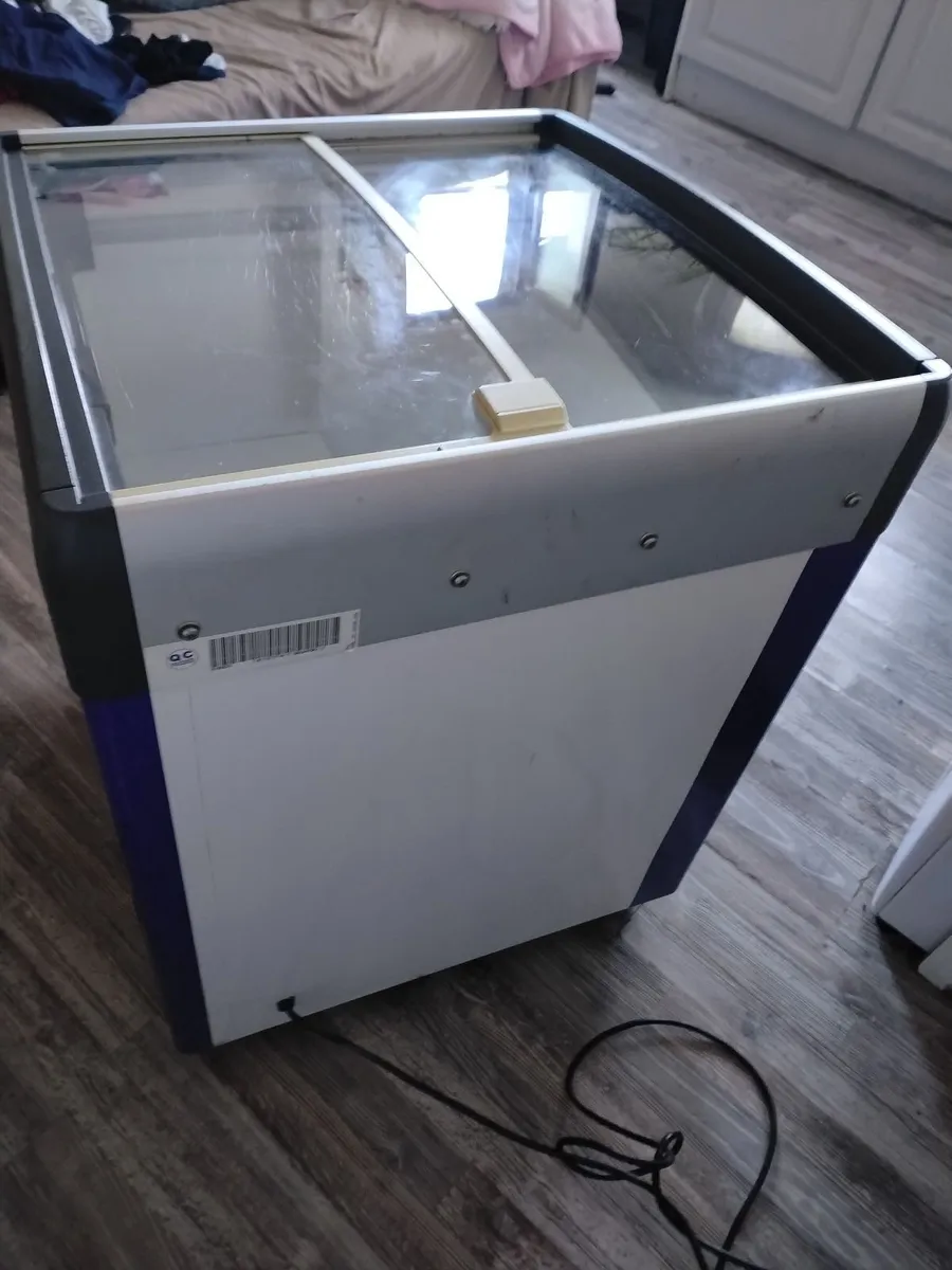Commercial ice cream fridge - Image 2
