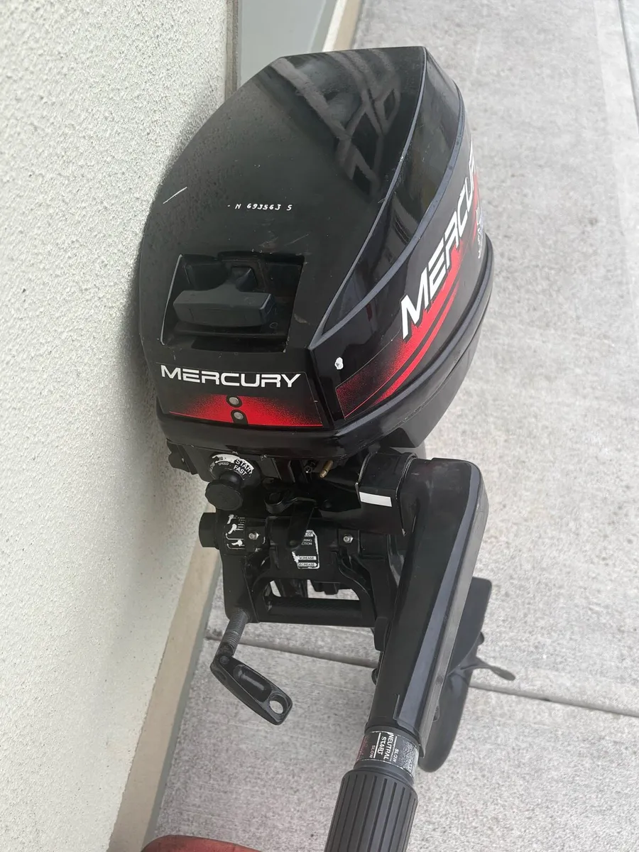 Mercury 10hp outboard - Image 3