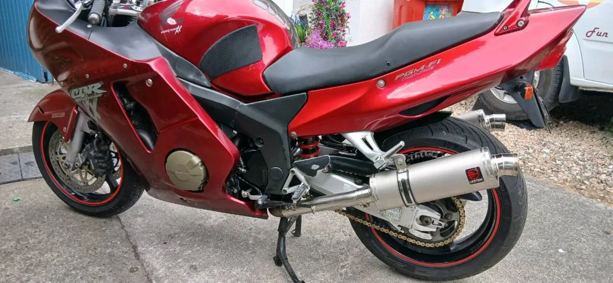 Honda blackbird - Image 4