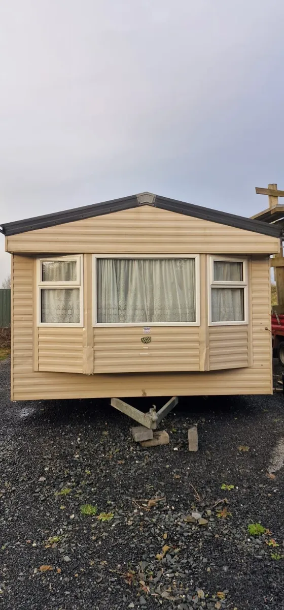 Willerby Mobile Home 3 Bedrooms - Image 3