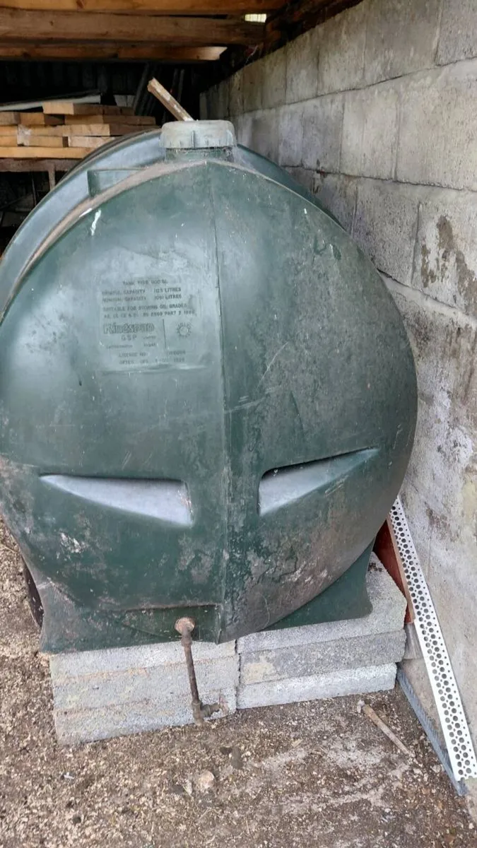 Oil tank - Image 3